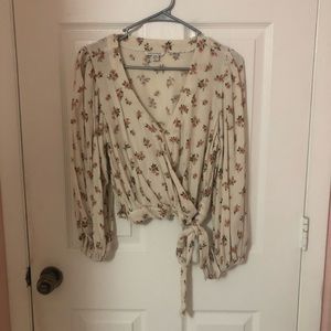 American Eagle - Floral Blouse